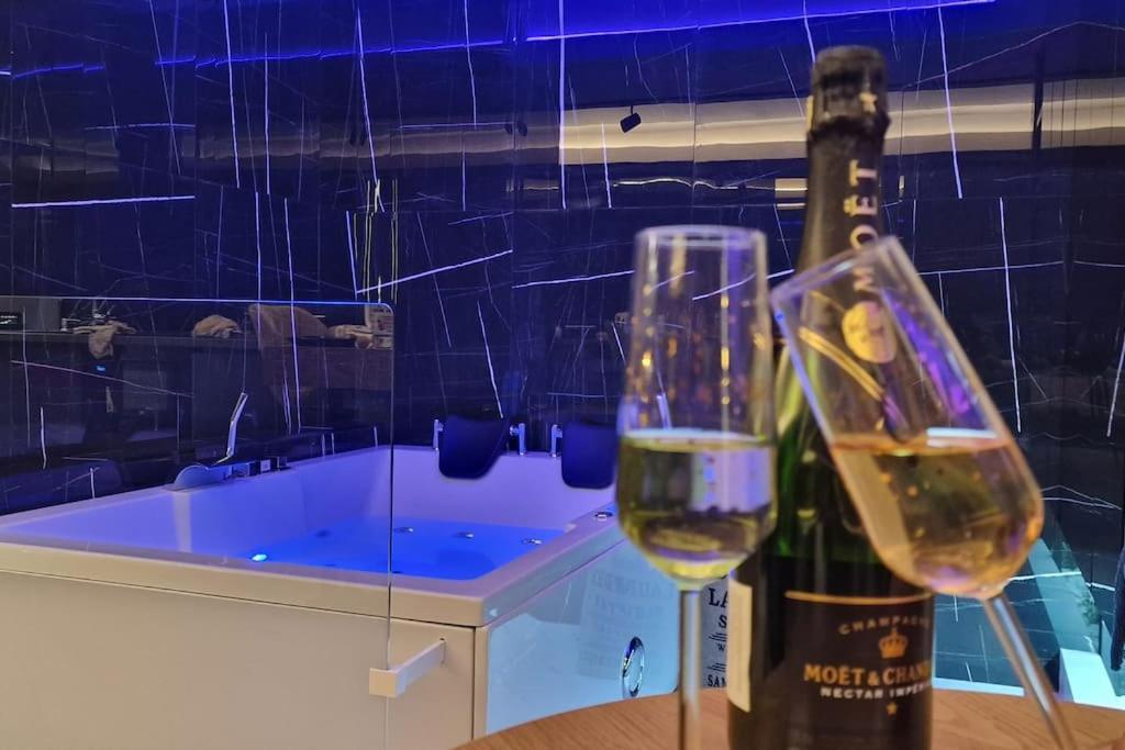 Διαμέρισμα Romantic & Jacuzzi