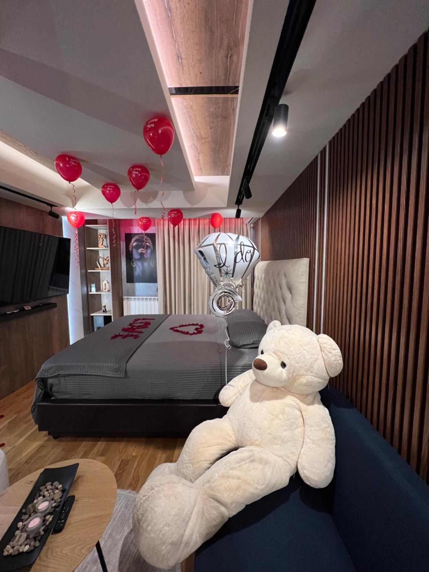 Apartment Romantic & Jacuzzi *